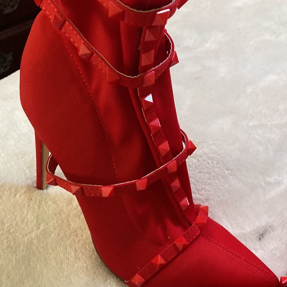 Fashion Nova boots❤️ - Picture 7 of 11